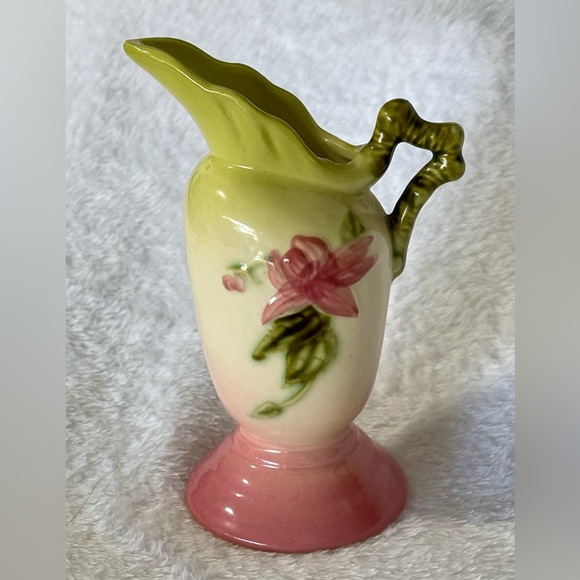 Hull Pottery W3 Vase MCM Small Ewer Woodland Chartreuse Pink Glossy Glaze - Picture 2 of 8
